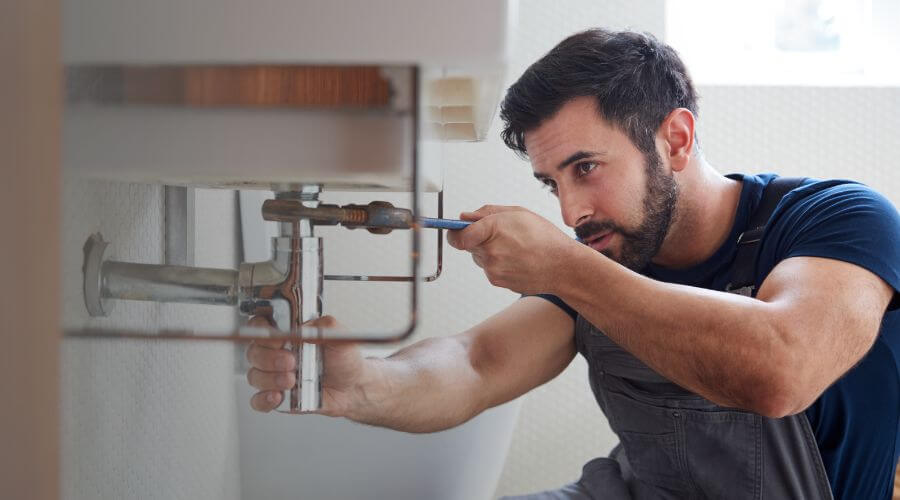 Water heater thermostat replacement in Broussard, LA